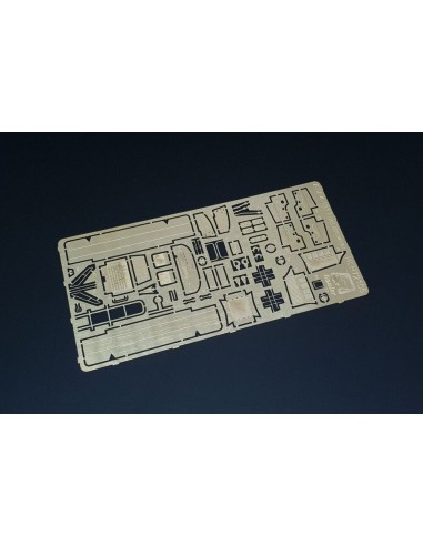 ATZ-4-131 Fuel Bowser (ICM-Omega-K kit) 