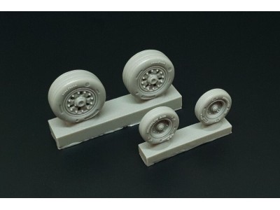 F/A-18 Wheels 