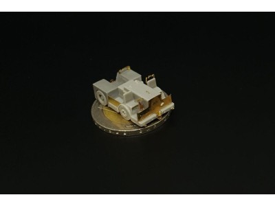 UK Flight Deck Tractor Tugmaster 