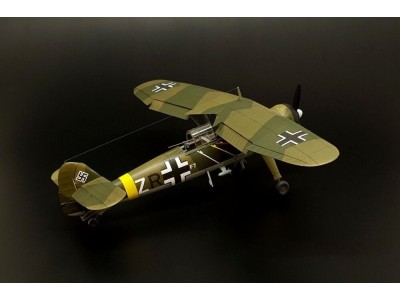 Hs 126 B-1 