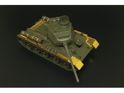 T-34-85 (Tamiya) 