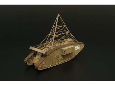 Mark IV Airship tug 