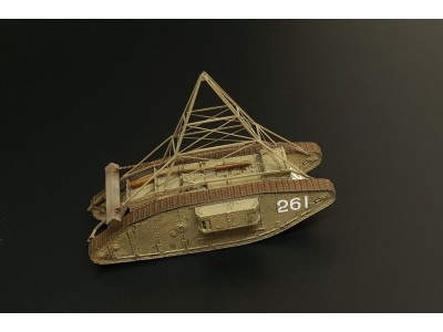 Mark IV Airship tug 