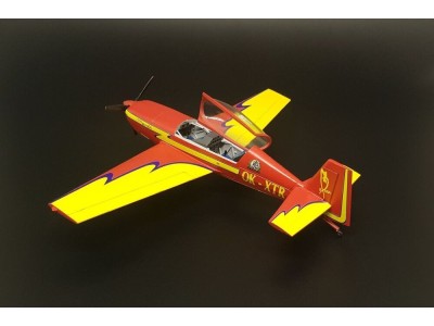 EXTRA EA300L 3 blade propeller 