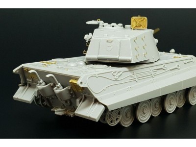 E-50 medium tank w/105mm gun (Modelcollect) 