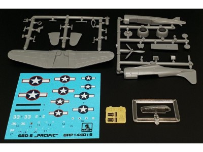 SBD-5 Dauntless „Pacific theatre“ 