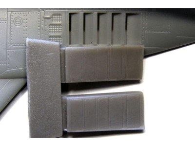 MiG-29A Closed upper jet intakes  (Trumpeter kit) 