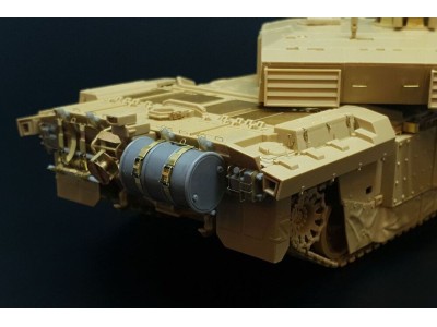 Challenger 2 (Tamiya kit) 