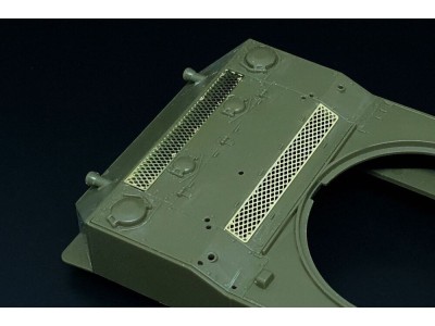U.S.Howitzer Motor Carriage M8 - Grills and basket  (Tamiya kit) 