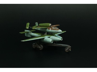 Mistel 5 (He162 A + Arado E-377) 