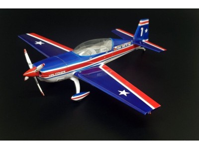 EXTRA EA300L four-blade propeller 