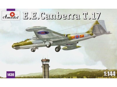 E.E.Canberra T.17 