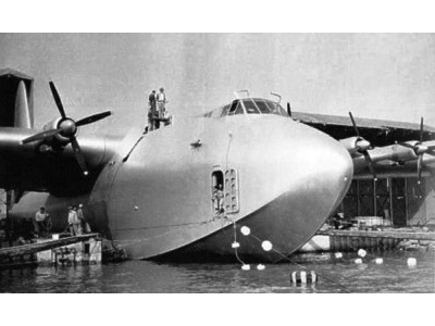 Hughes H-4 Hercules 