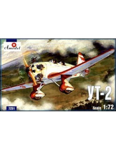 Ut-2 Soviet trainer airplane 
