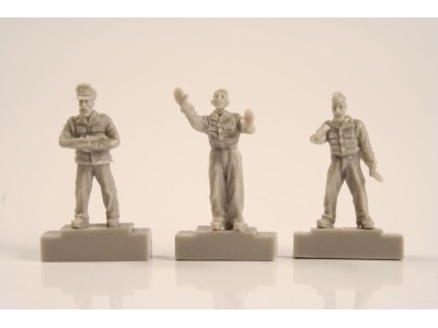 U-Boat U-IX-Crew in Command Section (3fi 