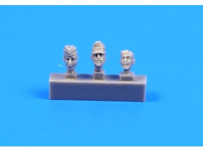 German A4/V2 missile launch platform personnel,WW II (3 Figures) 