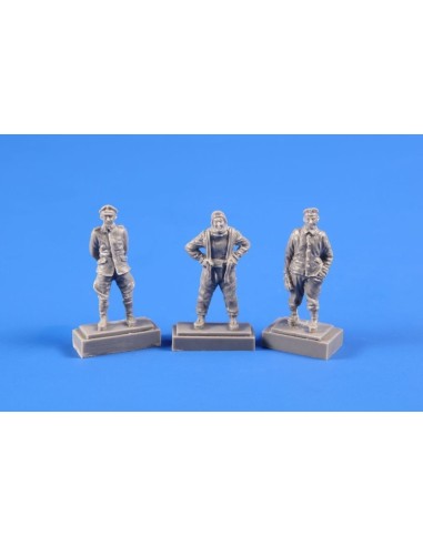 German WW1 Airmen-pilot(H.G.)in flight suit,pilot in uniform a.mechanic 