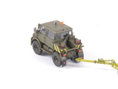 Unimog U406 DoKa Military Airport Tug + Towbar 