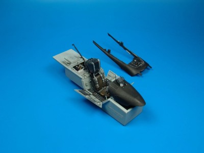 F/A-18C Hornet cockpit set 