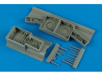 F-86F Sabre wheel bay for Kinetic/Ital. 
