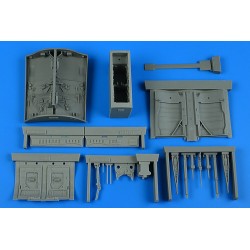 TF-104G & CF-104D & F-104DJ/F Starfighter wheel bay for Italeri 