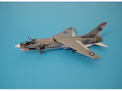 F-8E Crusader 