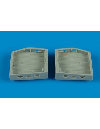 P-40 wheel bay for Academy 