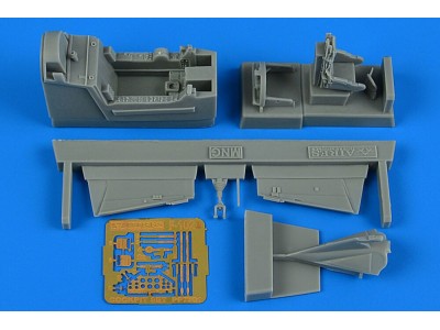 F-102A Delta Dagger cockpit set 