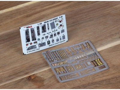 F-4E SPACE 1/48 MENG 