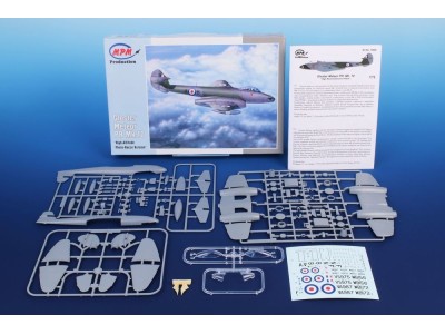 Gloster Meteor PR Mk.10 "High-Altitude Photo-Recce Version" 1/72 