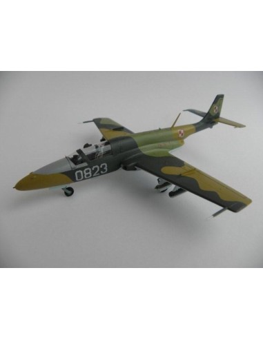 TS-11  Iskra 200BR 