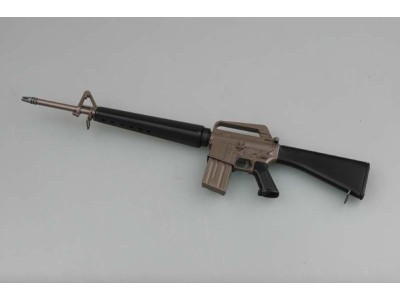 M16 
