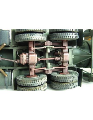 Chinesischer Raketenwerfer DF-21 