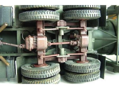 Chinesischer Raketenwerfer DF-21 
