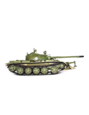 Russischer Panzer T55 mit BTU-55 