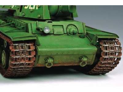 Russian KV-1's Ehkranami 
