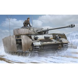 German Pz.Beob.Wg.IV Ausf.J Medium Tank 