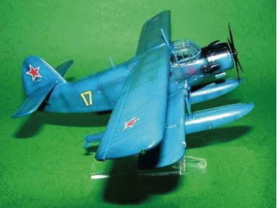 Antonov An-2M Colt Wasserflugzeug 
