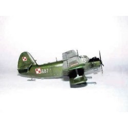 Antonov An-2M Colt mit Kufen  2