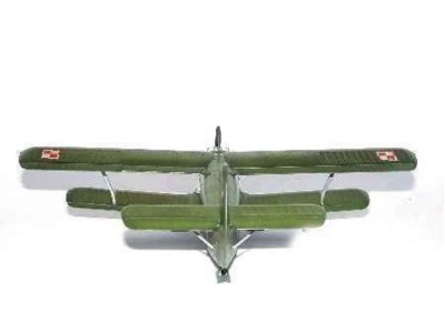 Antonov An-2M Colt mit Kufen 