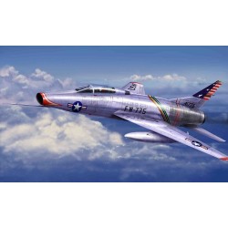 F-100C Super Sabre 
