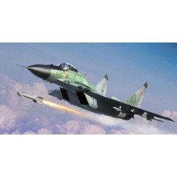 MIG-29C Fulcrum (Izdeliye 9.13) 