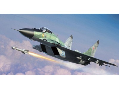 MIG-29C Fulcrum (Izdeliye 9.13) 