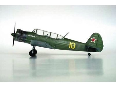 Jakowlew Jak-18 Max 