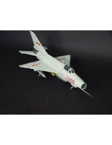 Shenyang F-7 II 