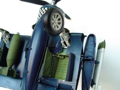 Vought F4U-1D Corsair 