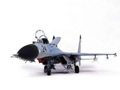 Sukhoi Su-27 Flanker B 