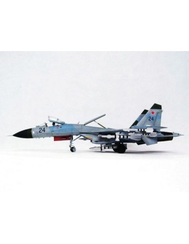 Sukhoi Su-27 Flanker B 