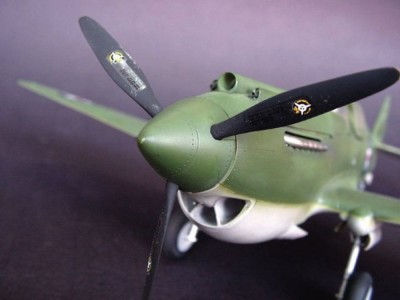 Curtiss P-40B Warhawk 