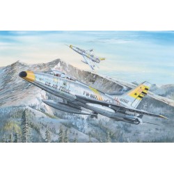 F-100F Super Sabre 